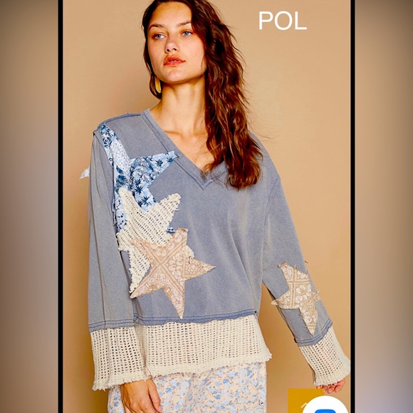 POL Tops - BP26🩵NEW! POL perfection in v-neck relaxed fit top w/star patches throughout🩵